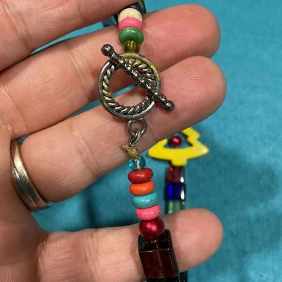 Gorgeous Glass Christmas Tree Necklace - Picture 6 of 8